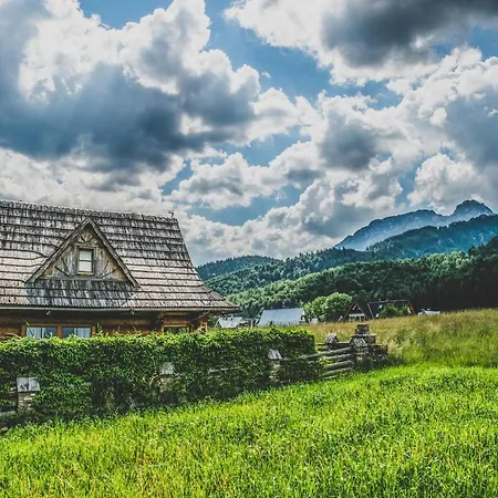 Pod Giewontem Chalet *